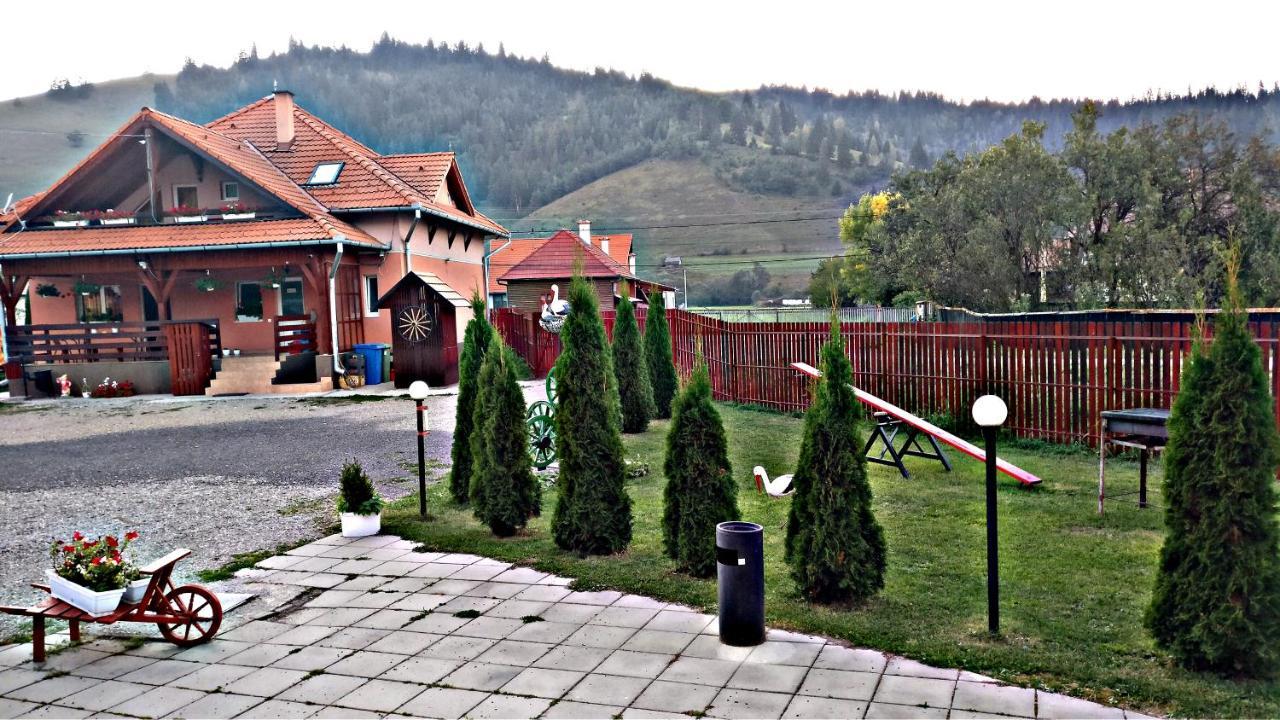 Picnic Panzio Bed and Breakfast Lunca de Sus Eksteriør billede
